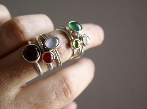 Constance, birthstone ring in silver and stone