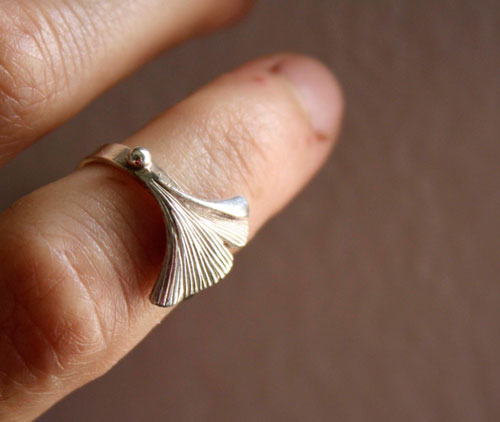 Icho, ginkgo biloba leaf ring in sterling silver