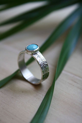 Ipomoea, ivy etched ring in sterling silver and turquoise