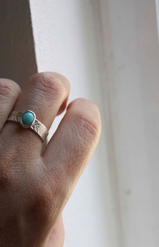 Ipomoea, ivy etched ring in sterling silver and turquoise