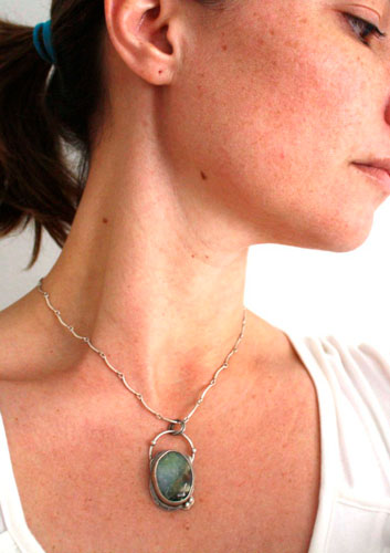 Mystery, magic mirror pendant in sterling silver and chrysoprase