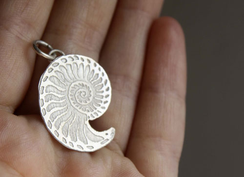 Nautilida, nautilus pendant in sterling silver