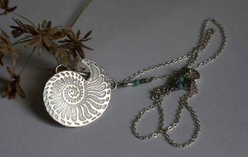 Nautilus, stability and longevity seashell necklace in sterling silver