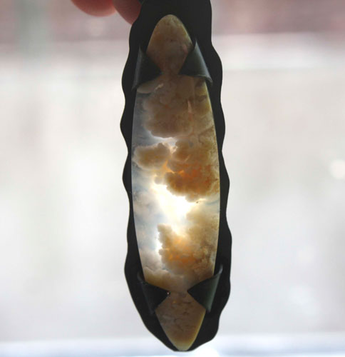 Nebuleux, Graveyard point plume agate and sterling silver pendant