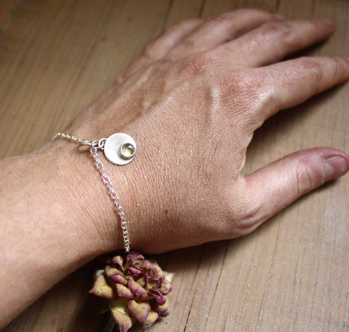 Nima, birthstone round bracelet in sterling silver