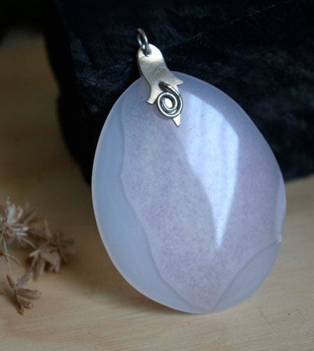 Rose thé, sterling silver pink quartz pendant