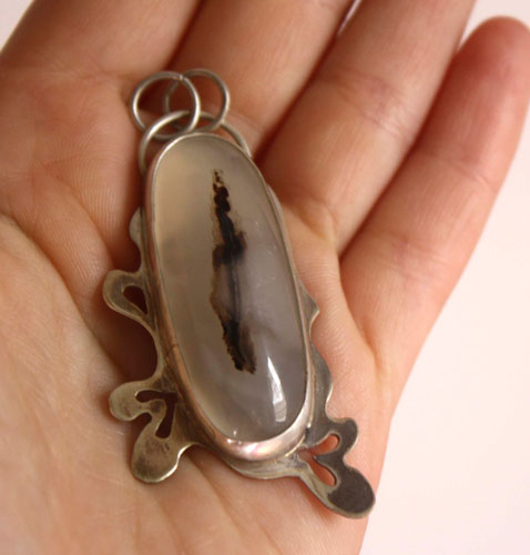 Shiroi Ha, white oak leaf tree pendant in sterling silver and dendritic agate