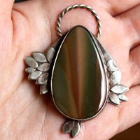 Sompaïna, rainbow of the mother earth pendant in silver and imperial jasper