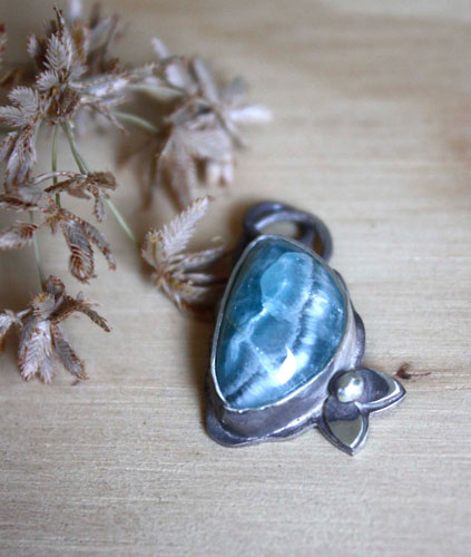 Water reflection, creek of the undergrowth pendant in sterling silver and smithsonite