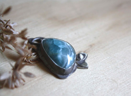 Water reflection, creek of the undergrowth pendant in sterling silver and smithsonite