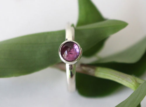 Wisteria, stone ring in silver and purple alexandrite