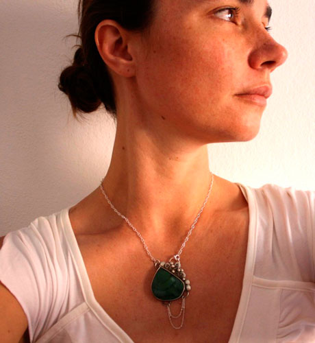 Amazon, lush amazonian necklace in silver and green agate