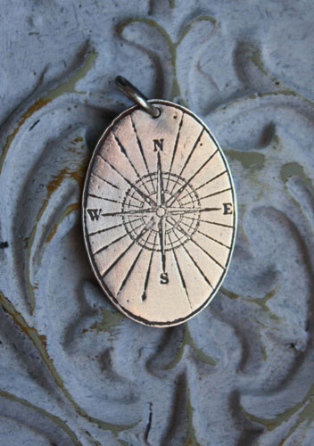 Boussole, rose wind pendant in sterling silver