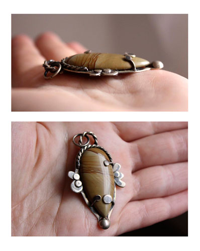 Engelis, desert wind pendant in silver and picture jasper