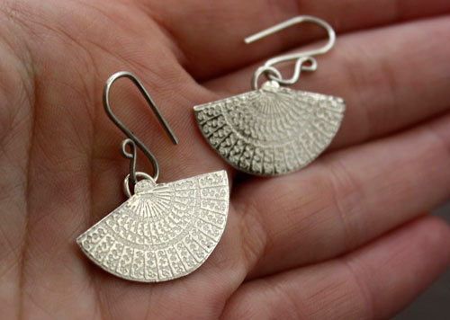 Han’i, japanese fans earrings in sterling silver