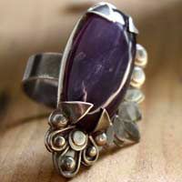 Huma, botanical ring in silver and chalcedony