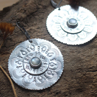 Mother of pearl flower, mandala earrings in silver and nacre