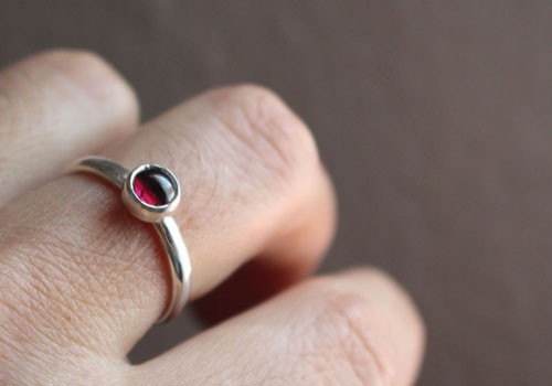 Poppy, red flower ring in silver and garnet