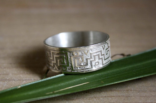 Serpiente de agua, mexican zapotec meander ring in silver