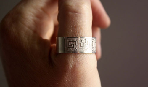 Serpiente de agua, mexican zapotec meander ring in silver