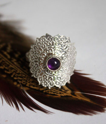 history and healing properties of amethyst